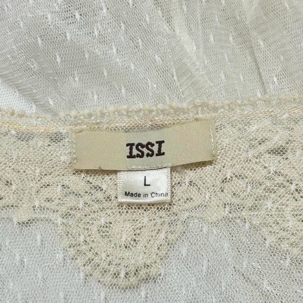 ISSI Cream Lace Detail top - Picture 7 of 7